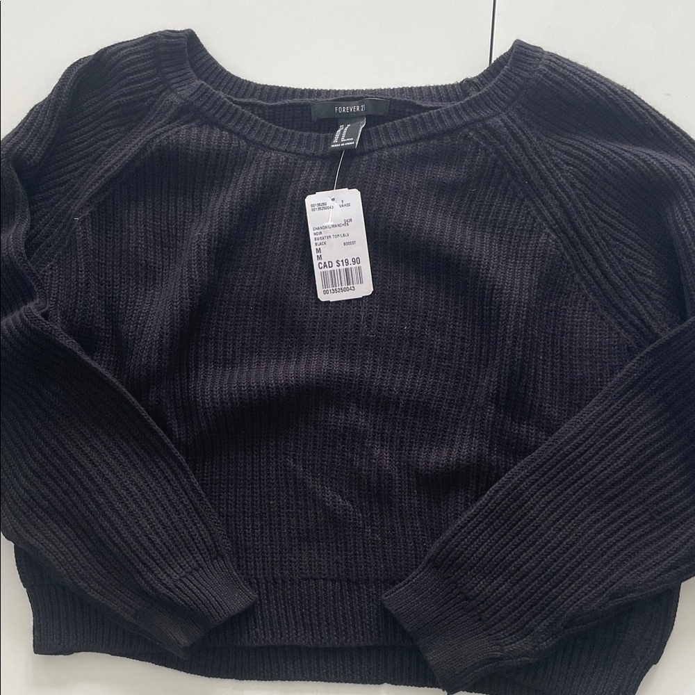 Forever 21 Classic Black Crew Neck Sweater